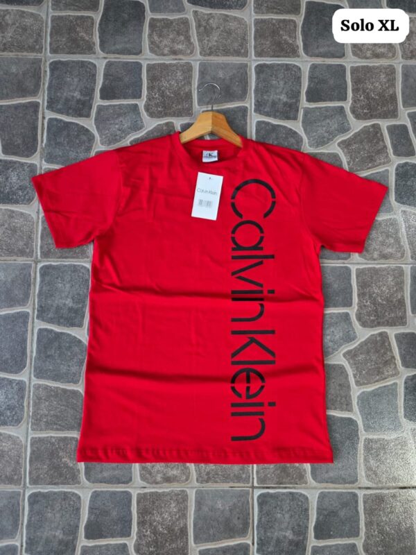 6d862c07-68a6-46b9-9a99-838ac79074a6.jpg Calvin Klein 1