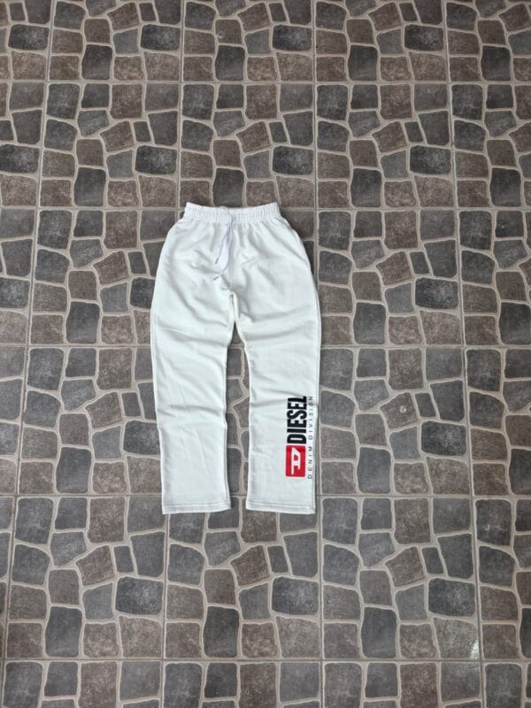 c2e3069d-8782-48fa-97c0-95343ba5dac2 Pantalon Diesel 1